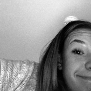 Meet your Posher, Mikaela